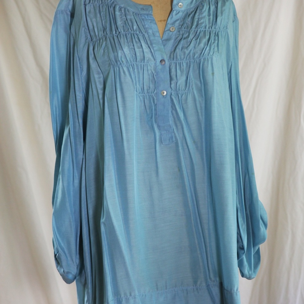 Nurture Women's XL turquoise blue blouse/tunic